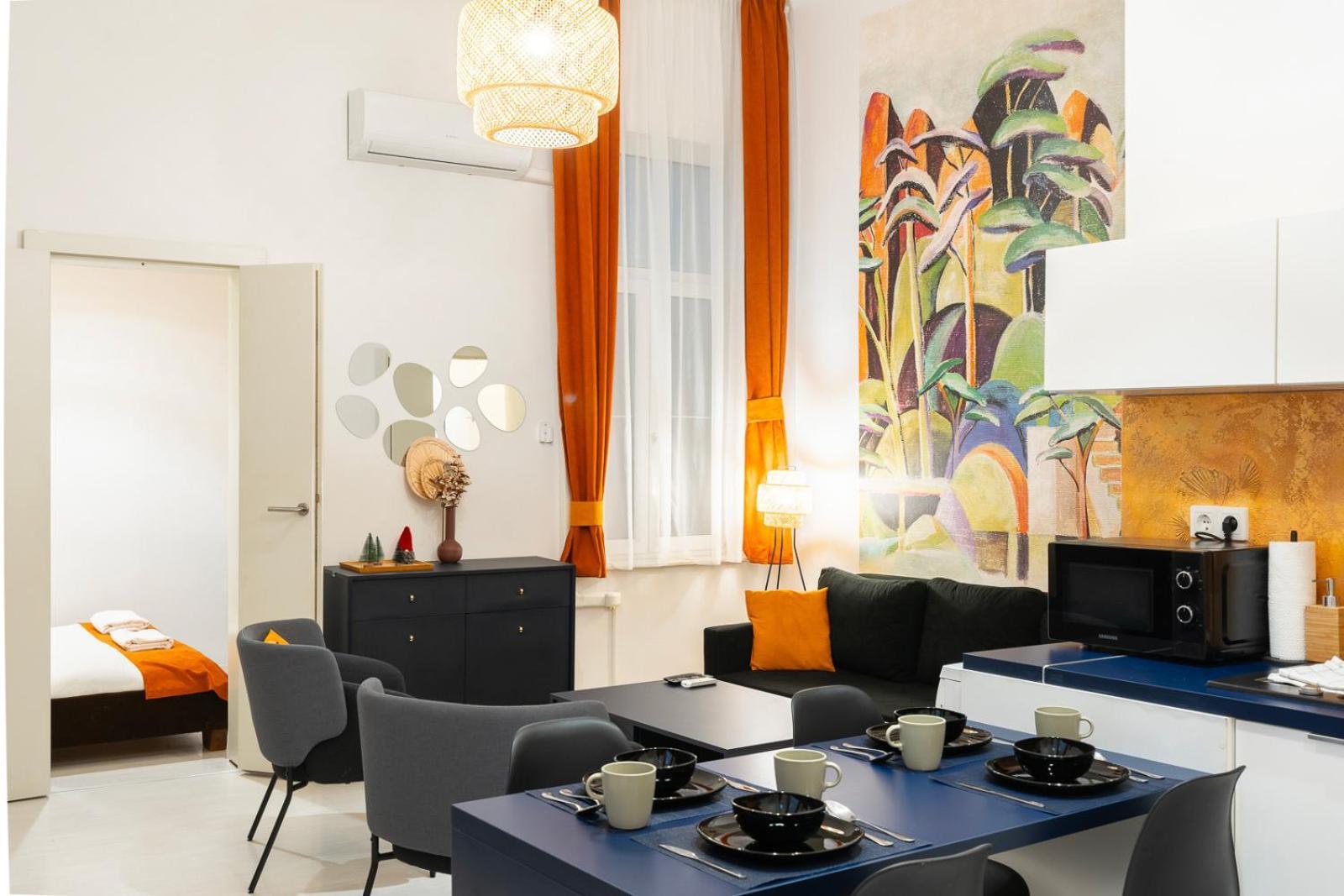 Modern Uniquely Designed Flat Andrassy Avenue And Oktogon Square * Budapest