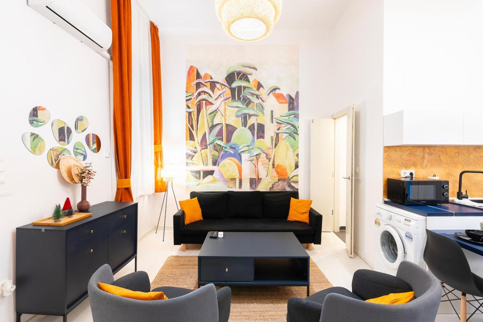 Modern Uniquely Designed Flat Andrassy Avenue And Oktogon Square Apartment Budapest