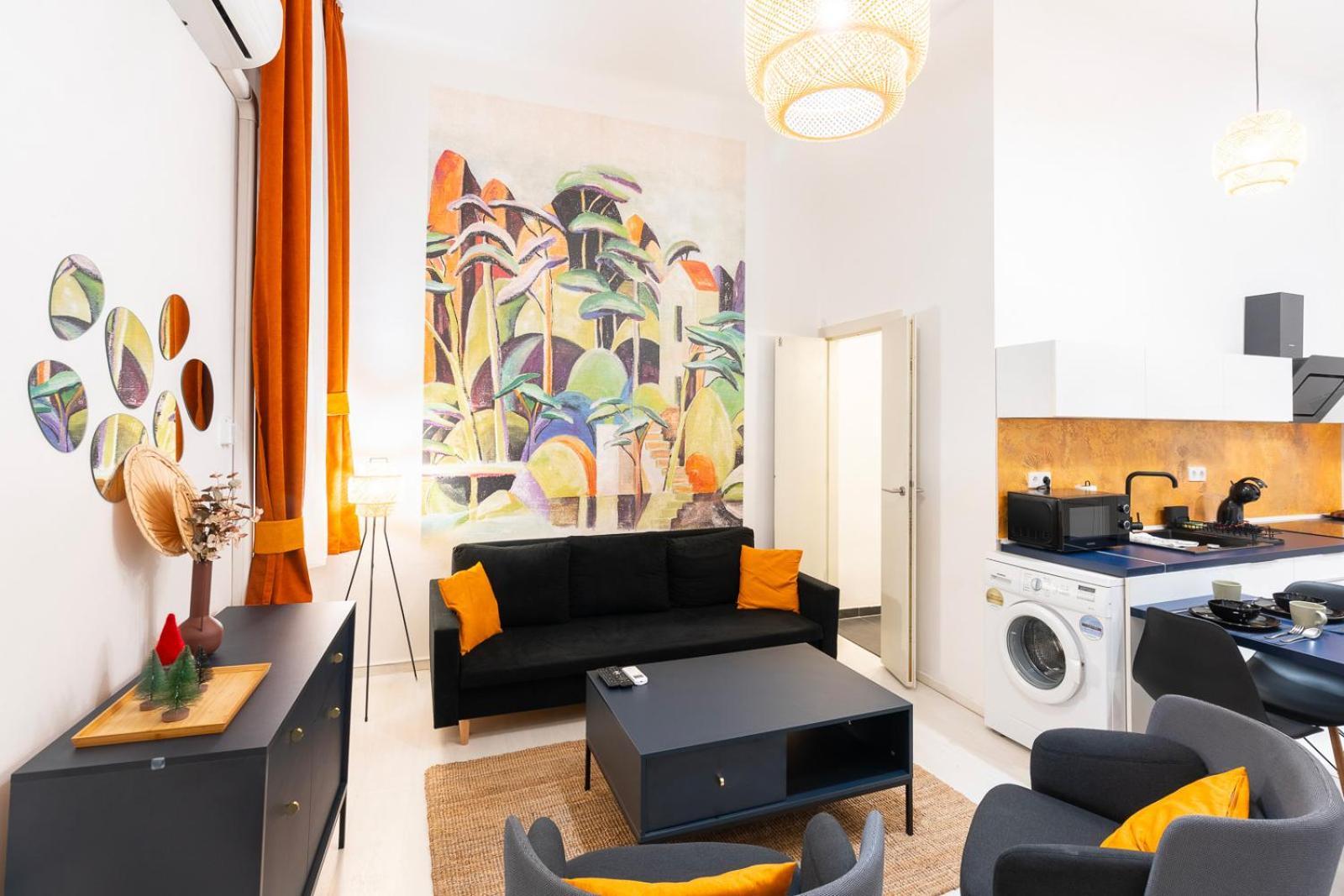 Apartment Modern Uniquely Designed Flat Andrassy Avenue And Oktogon Square Budapest